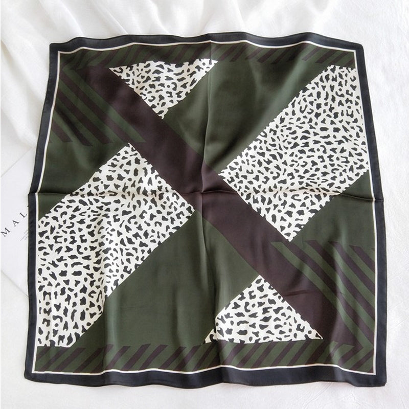 Vintage Leopard Print Scarf