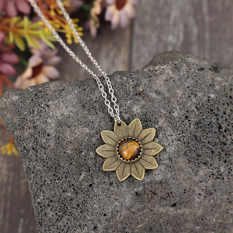 Flower Pendant Necklace