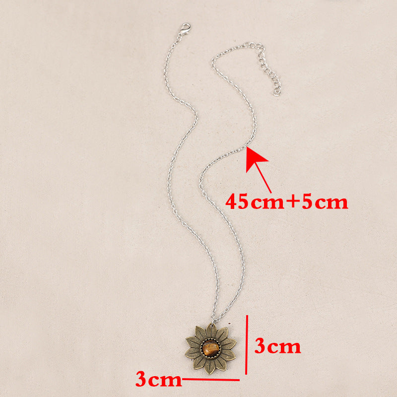 Flower Pendant Necklace