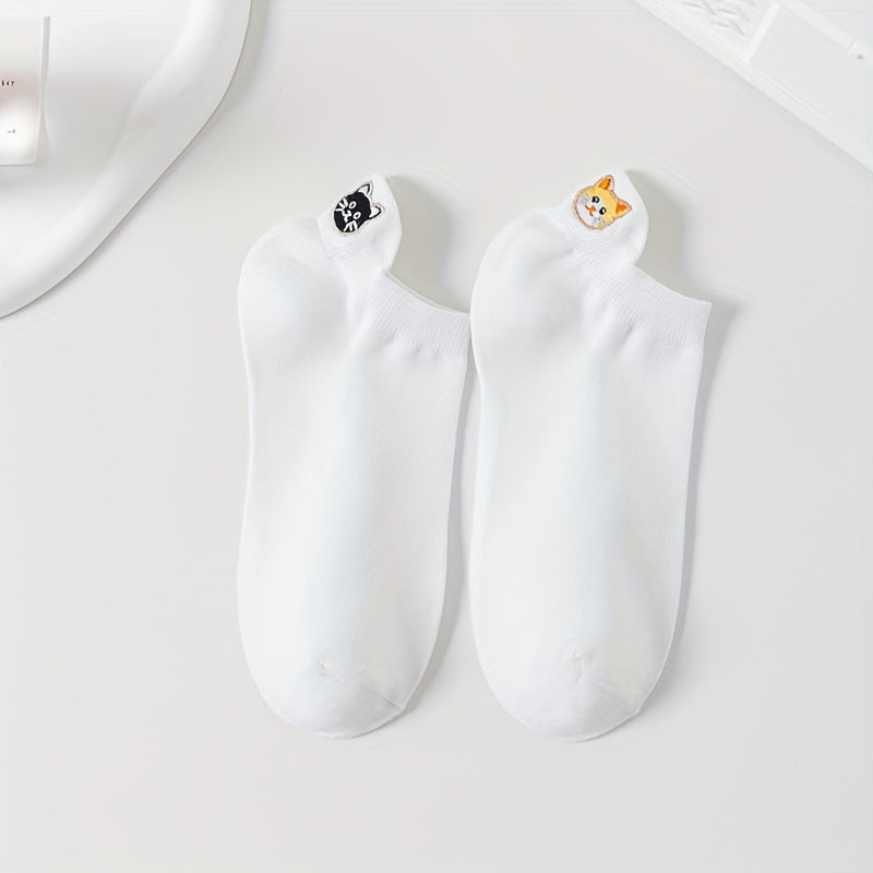 Casual Cat Embroidery Socks