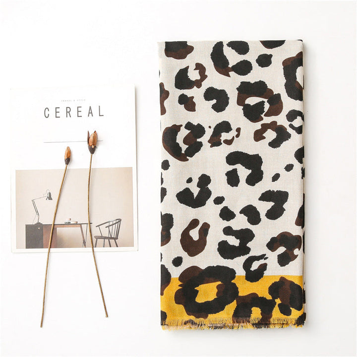 Casual Leopard Print Scarf