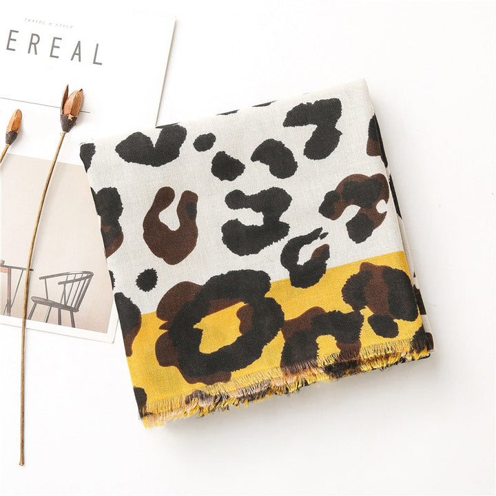 Casual Leopard Print Scarf