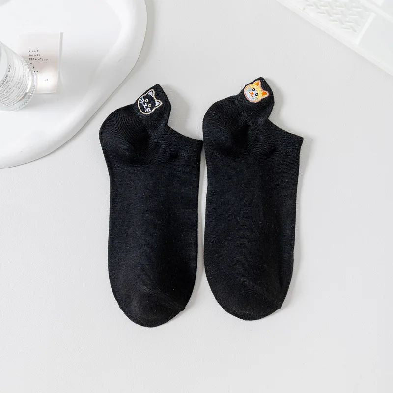 Casual Cat Embroidery Socks