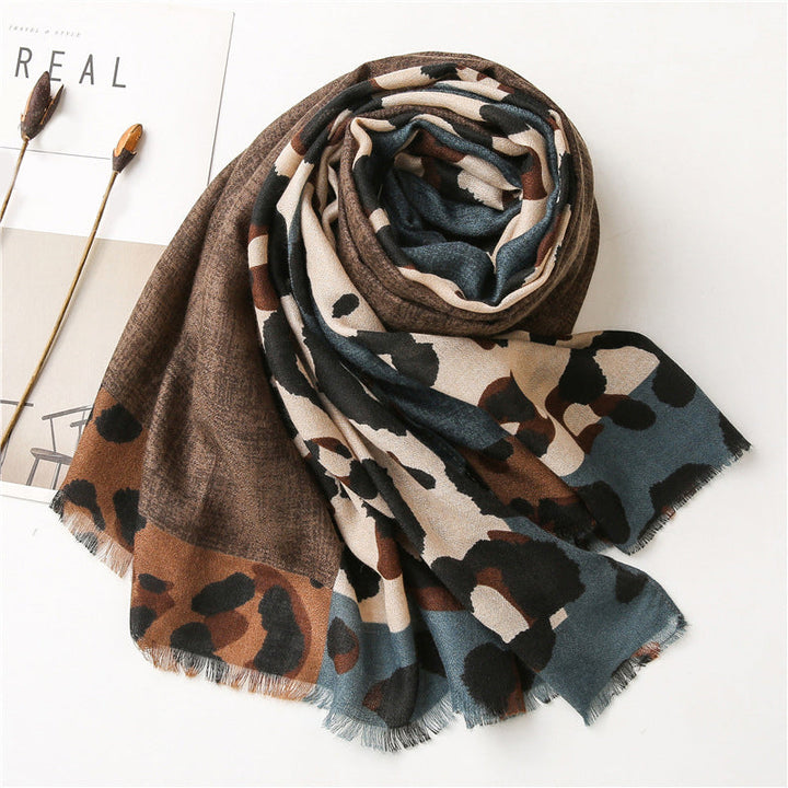 Casual Leopard Print Scarf