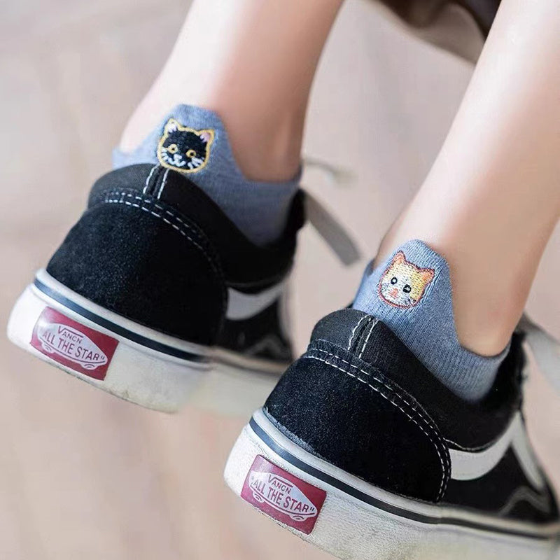 Casual Cat Embroidery Socks