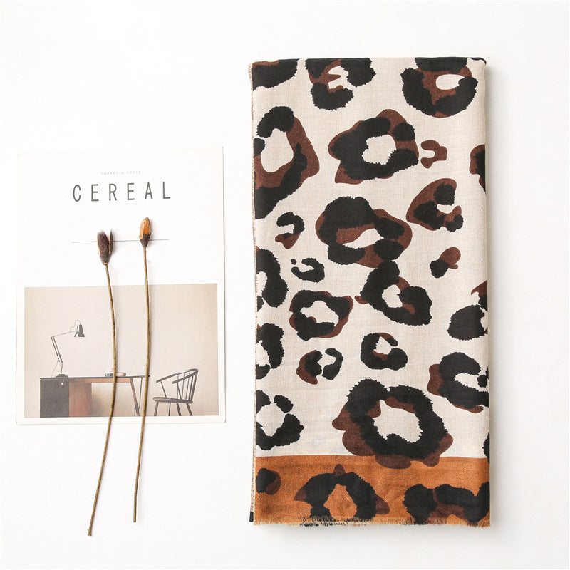 Casual Leopard Print Scarf