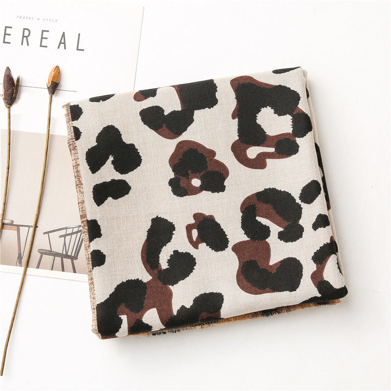 Casual Leopard Print Scarf