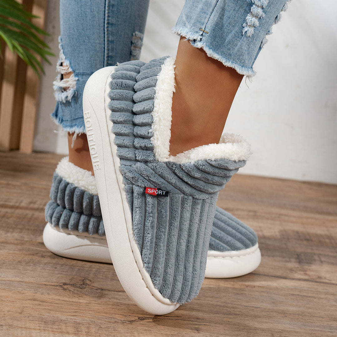 CozyStep - Chaussons Douillets Élégants