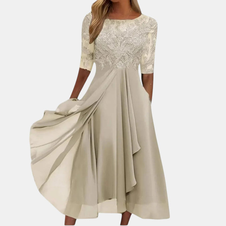 Chloé | Robe en Dentelle Élégante