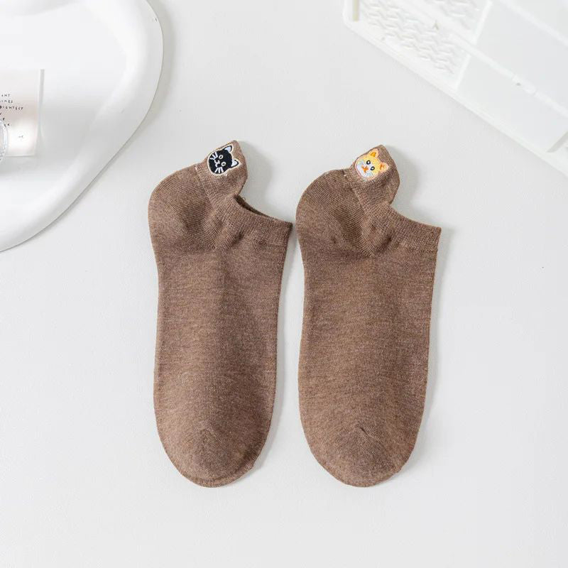 Casual Cat Embroidery Socks