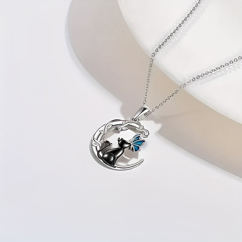 Creative Cat Pendant Necklace