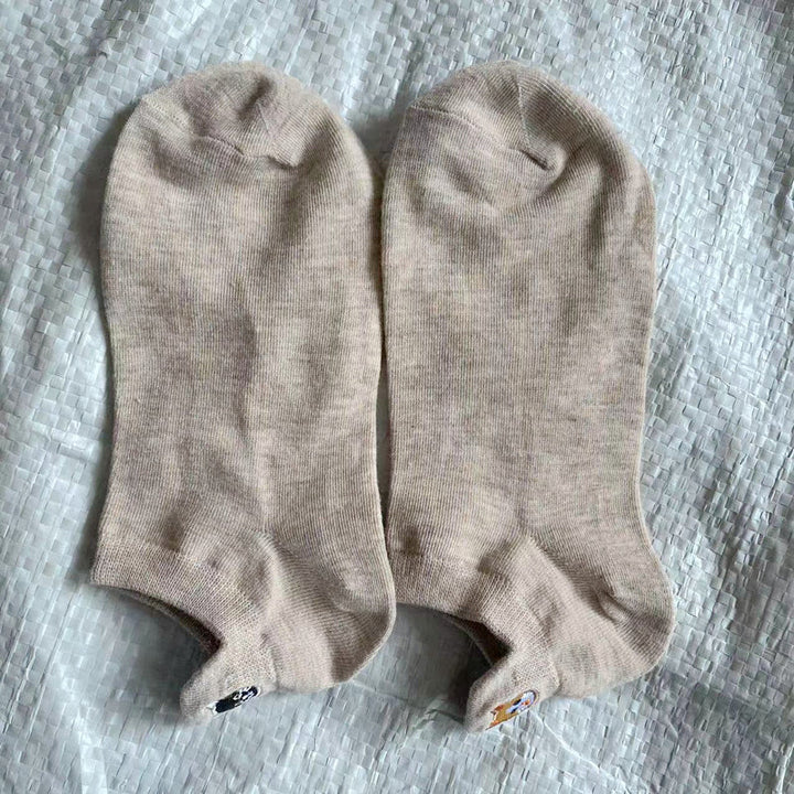 Casual Cat Embroidery Socks