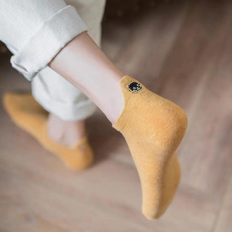 Casual Cat Embroidery Socks