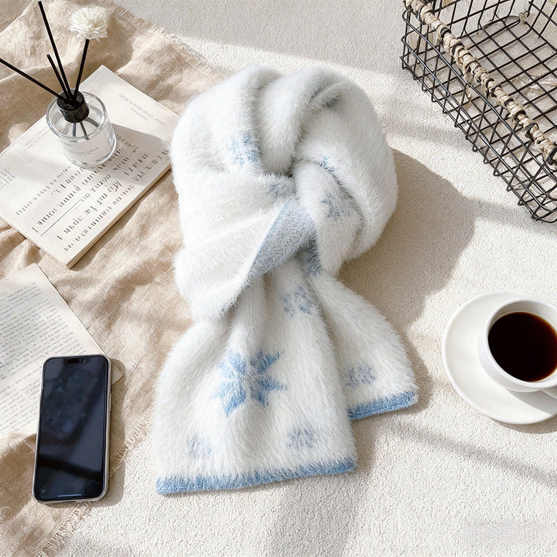 Warm Snowflake Pattern Scarf