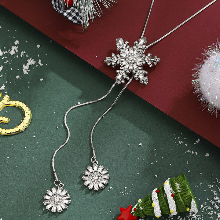 Snowflake Pendant Necklace