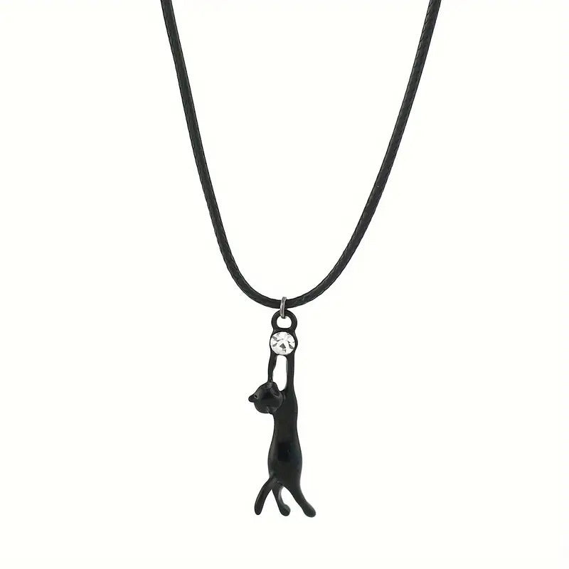Vintage Cat Pendant Necklace