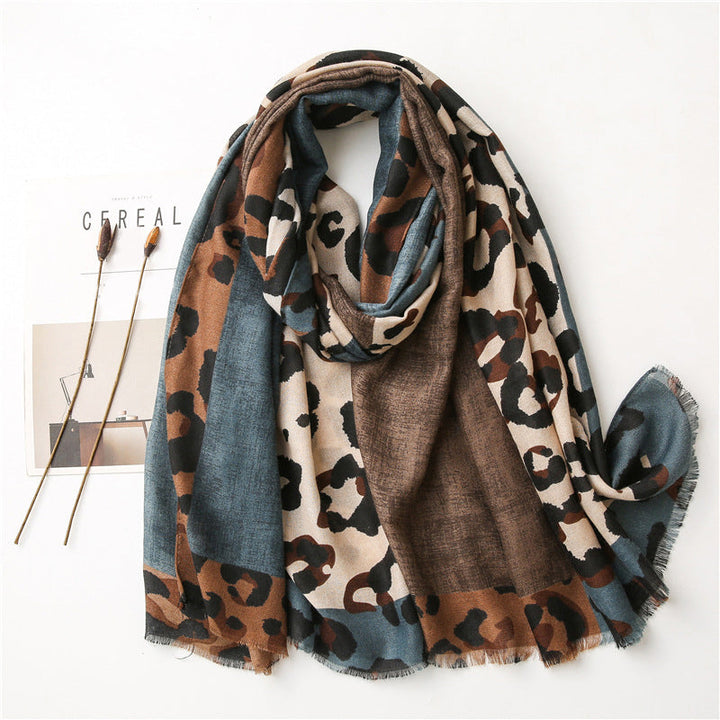 Casual Leopard Print Scarf