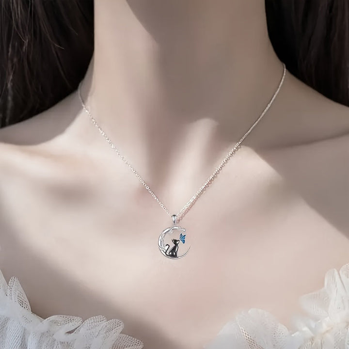Creative Cat Pendant Necklace