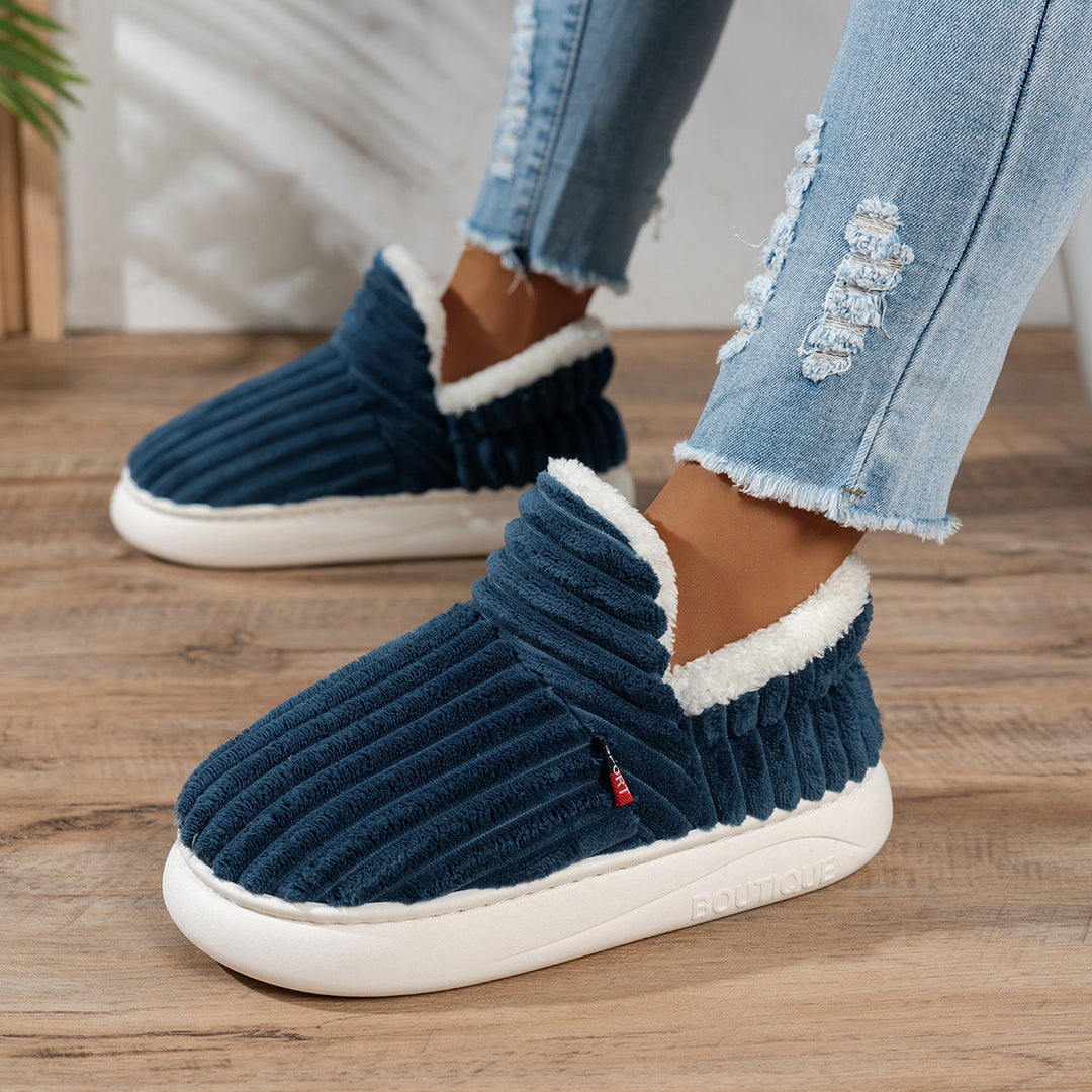 CozyStep - Chaussons Douillets Élégants